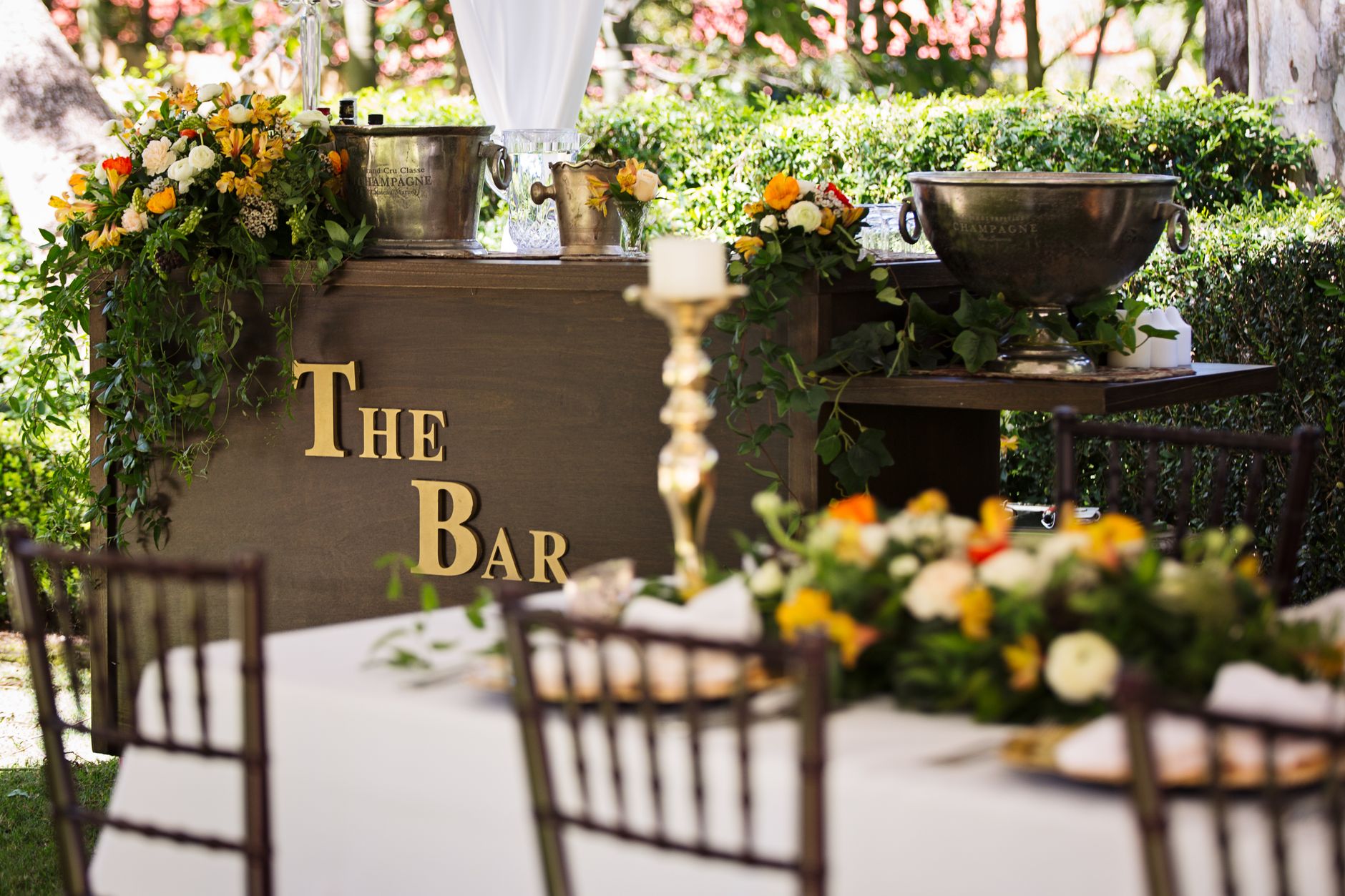 How Much Alcohol to Buy for a Mountain Wedding: A Guest-Count Guide for Summit County